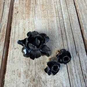 Vtg MCM Black Enamel Rose Brooch Clip On Earrings Set Dark Academia Floral